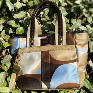 COACH Hamptons Tote